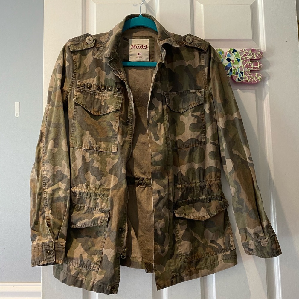 Adorable Mudd camo jacket